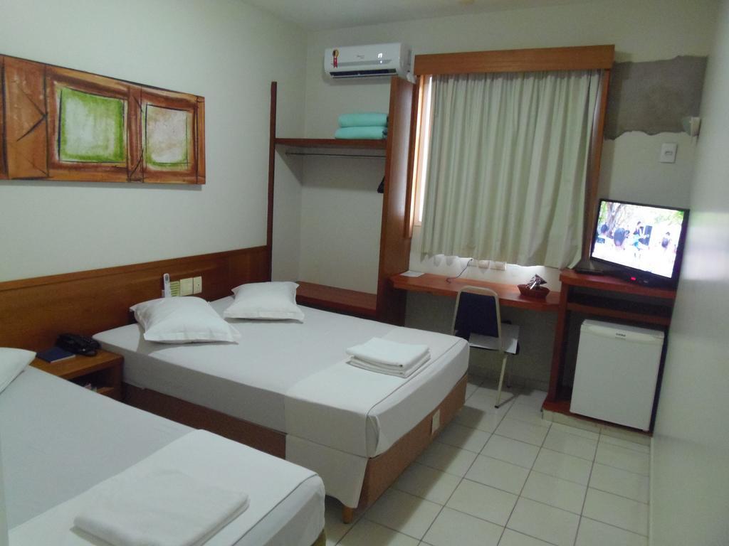 Uberlândia Sanare Hotel מראה חיצוני תמונה