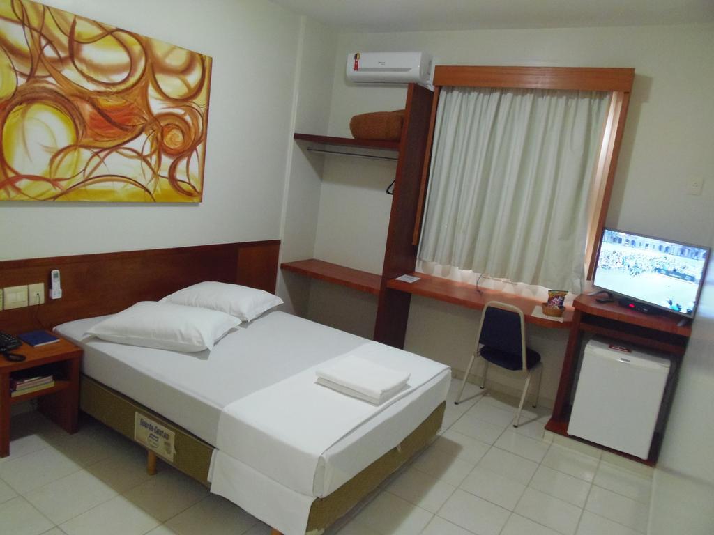 Uberlândia Sanare Hotel מראה חיצוני תמונה