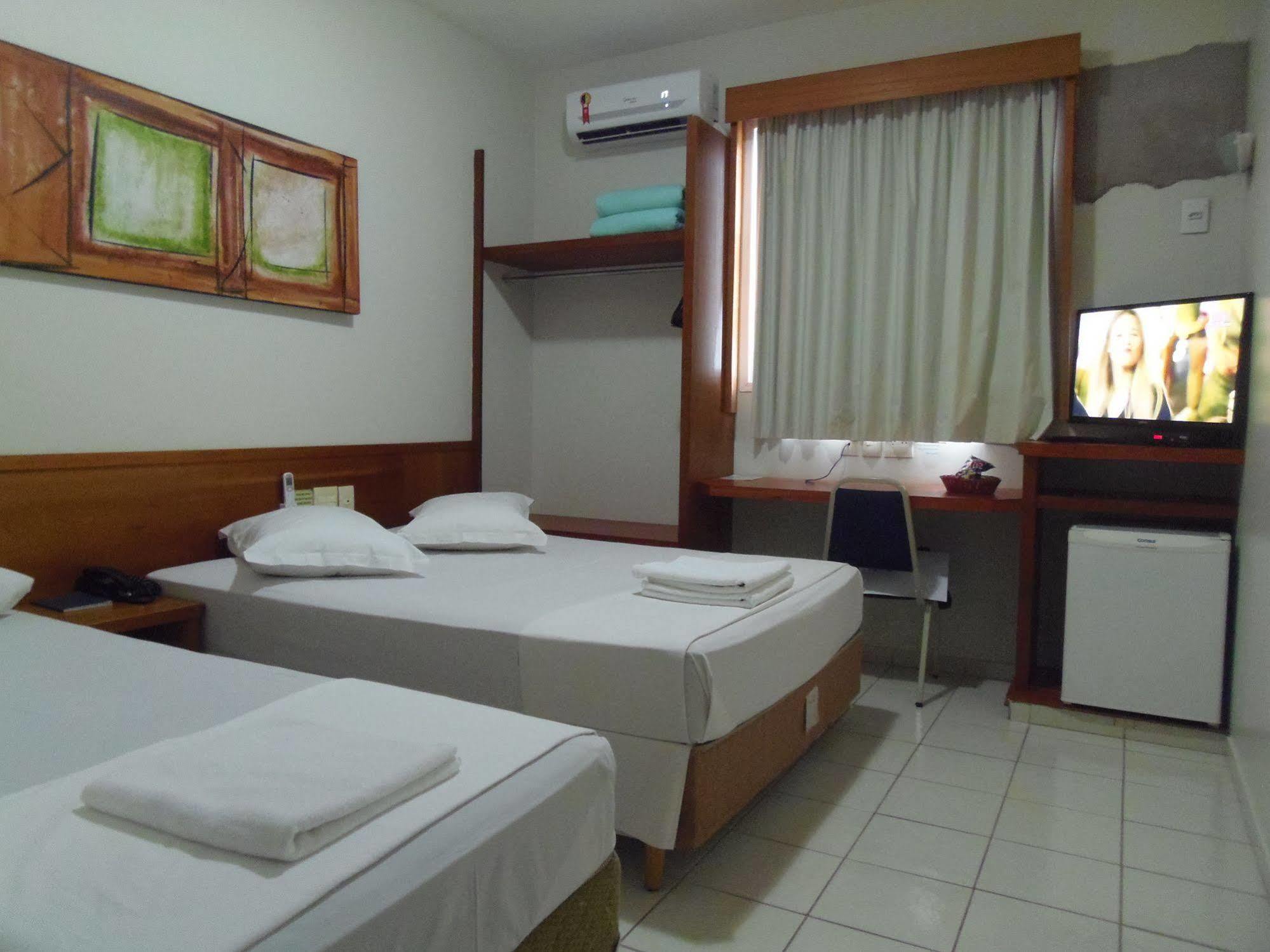 Uberlândia Sanare Hotel מראה חיצוני תמונה