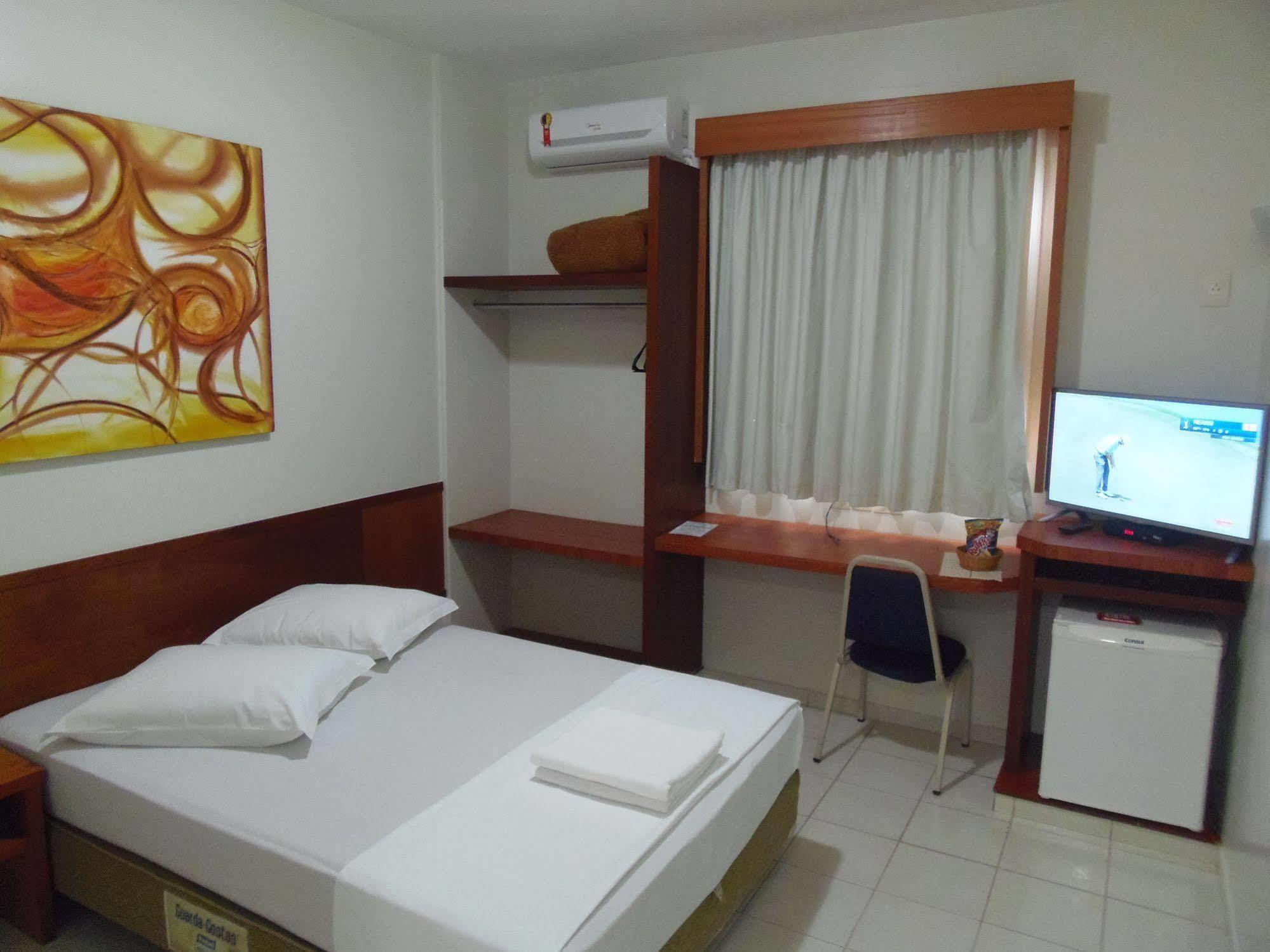 Uberlândia Sanare Hotel מראה חיצוני תמונה
