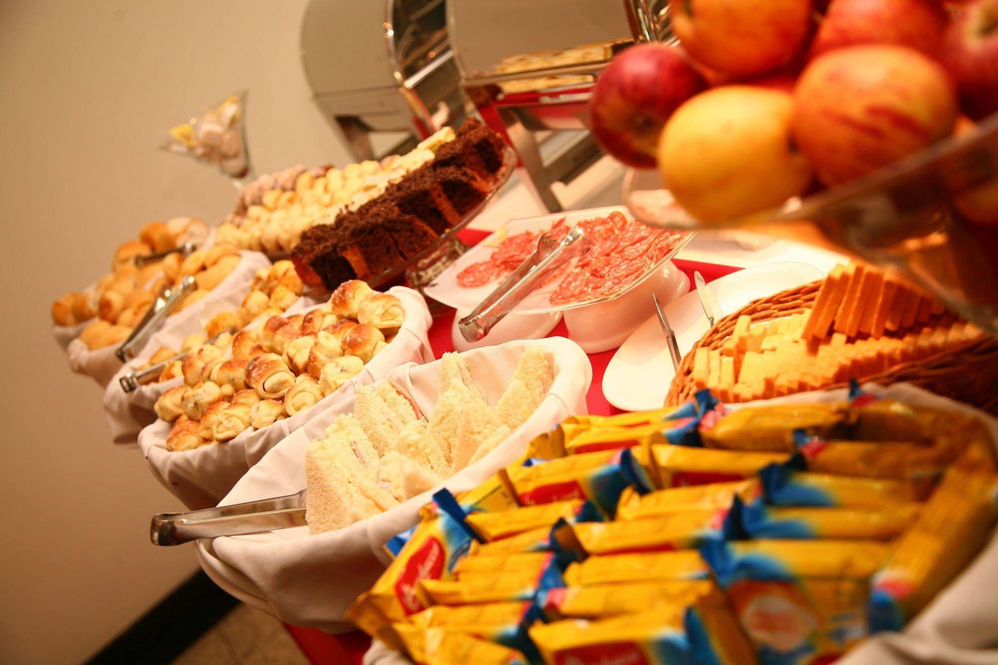 Uberlândia Sanare Hotel מראה חיצוני תמונה